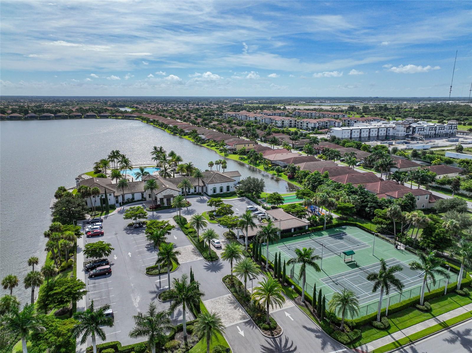 TOSCANA ISLES UN 1 - Residential