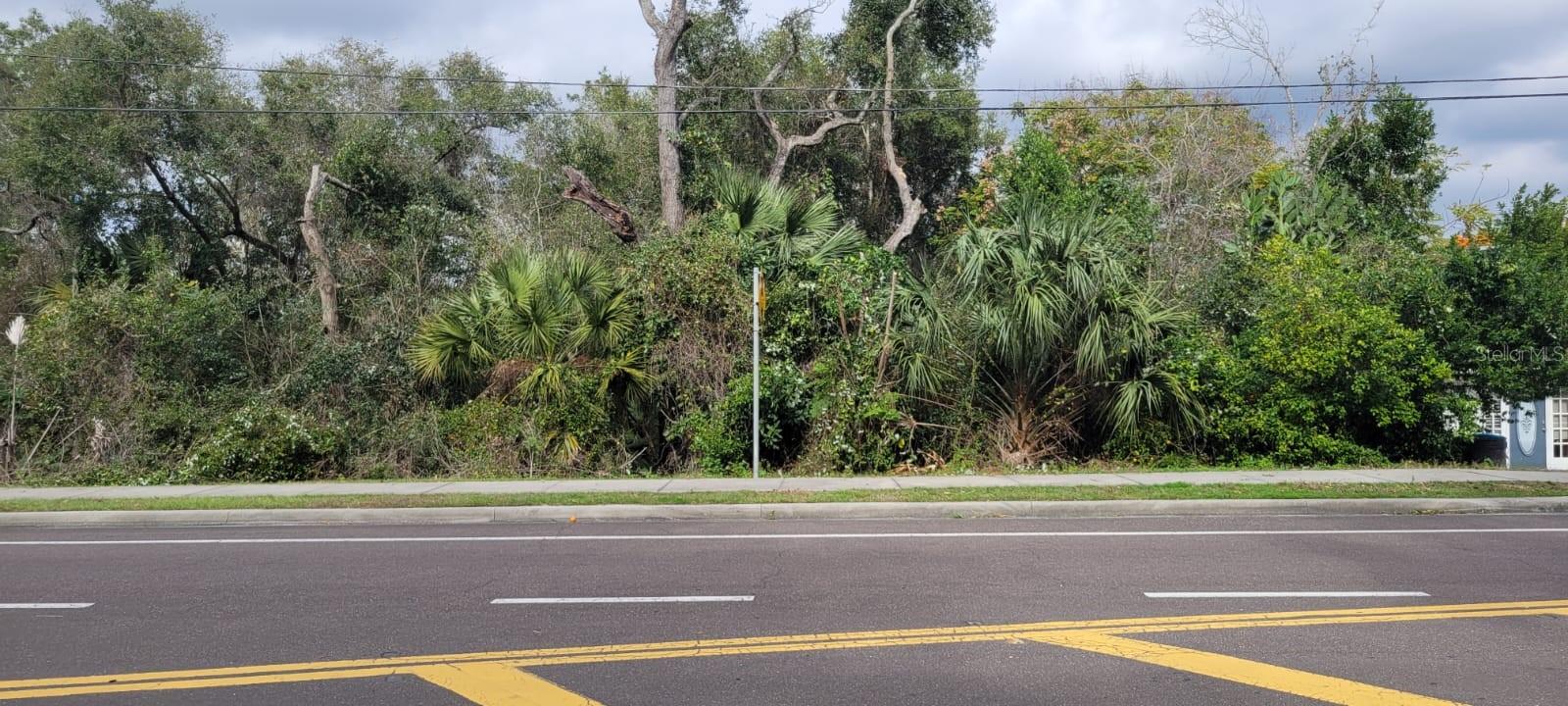 DELTONA LAKES UNIT 11 - Land