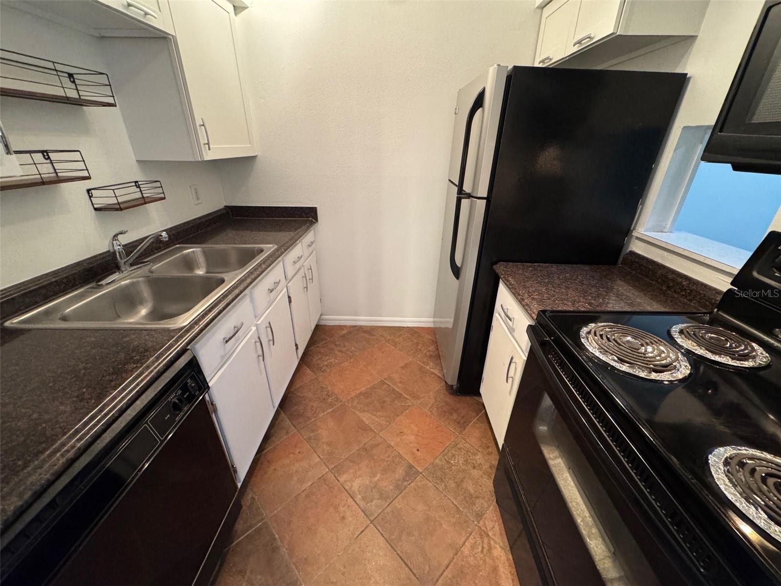 BRIARWOOD CONDO - Residential