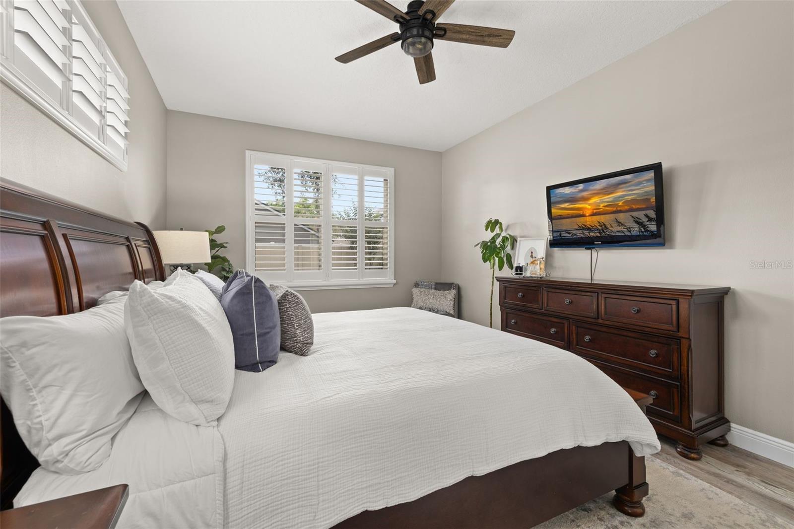 ALOMA WOODS PH 5 - Residential