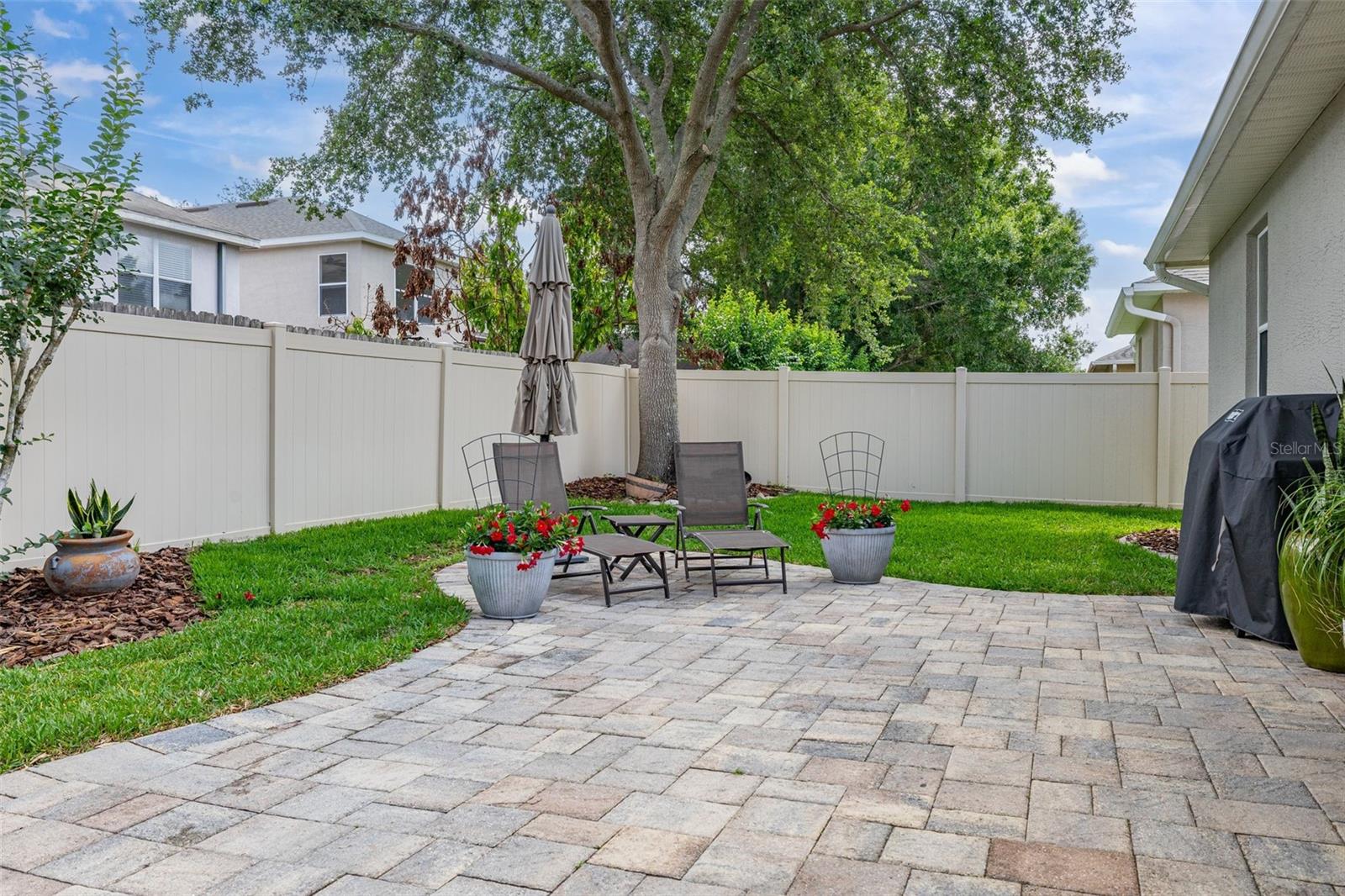 ALOMA WOODS PH 5 - Residential