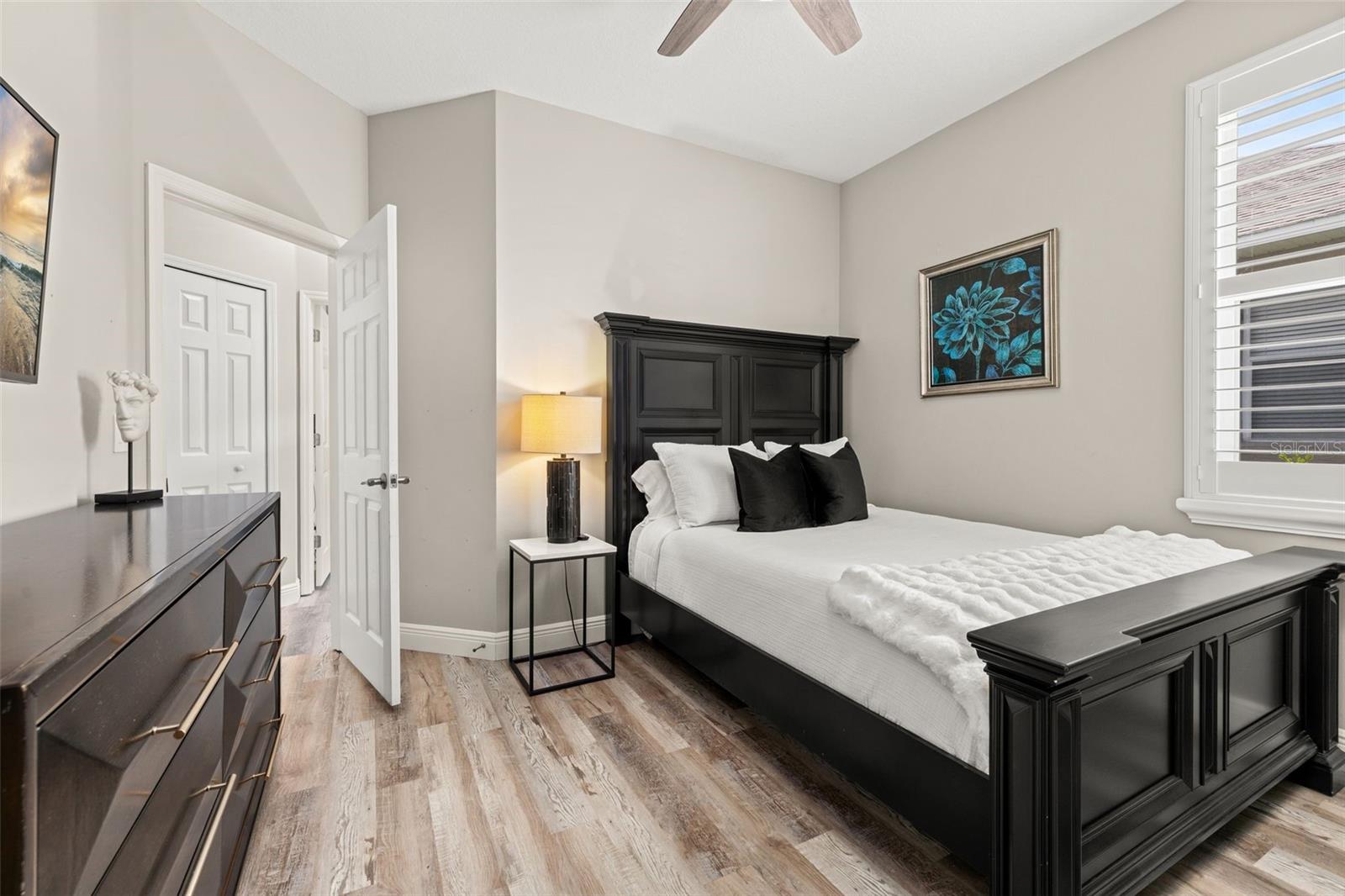 ALOMA WOODS PH 5 - Residential