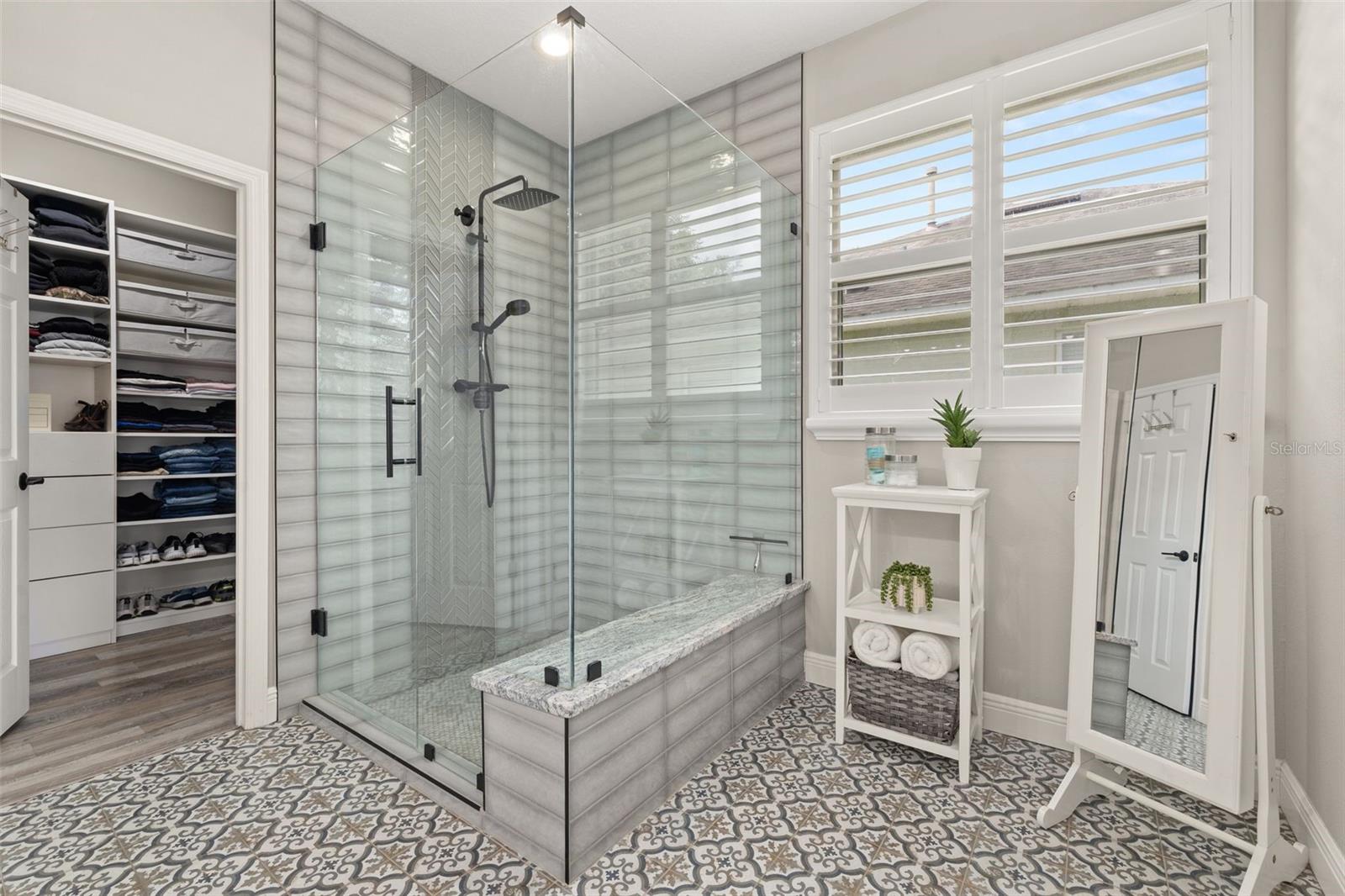 ALOMA WOODS PH 5 - Residential