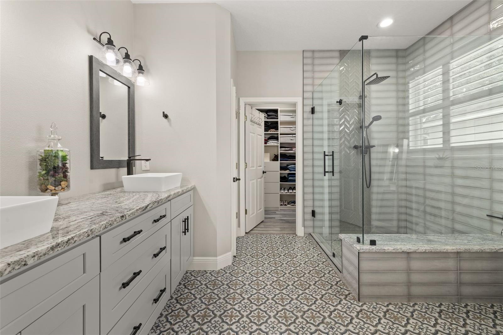 ALOMA WOODS PH 5 - Residential