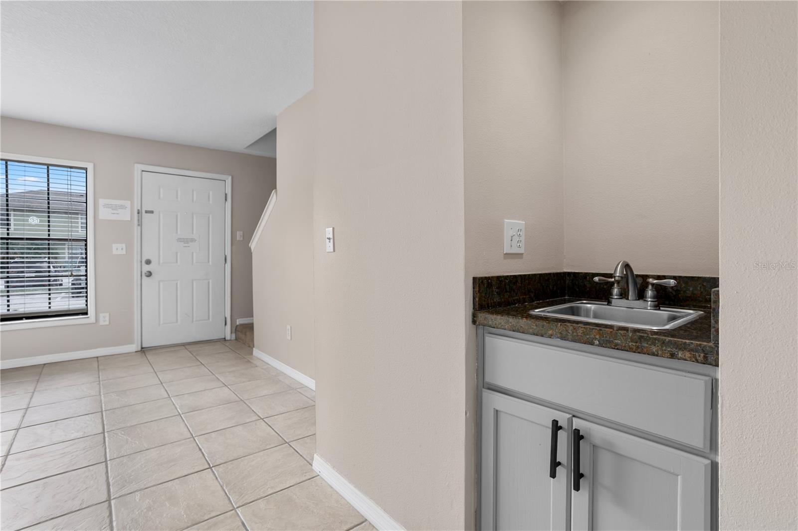 HIDDEN OAKS CONDO PH 04 - Residential