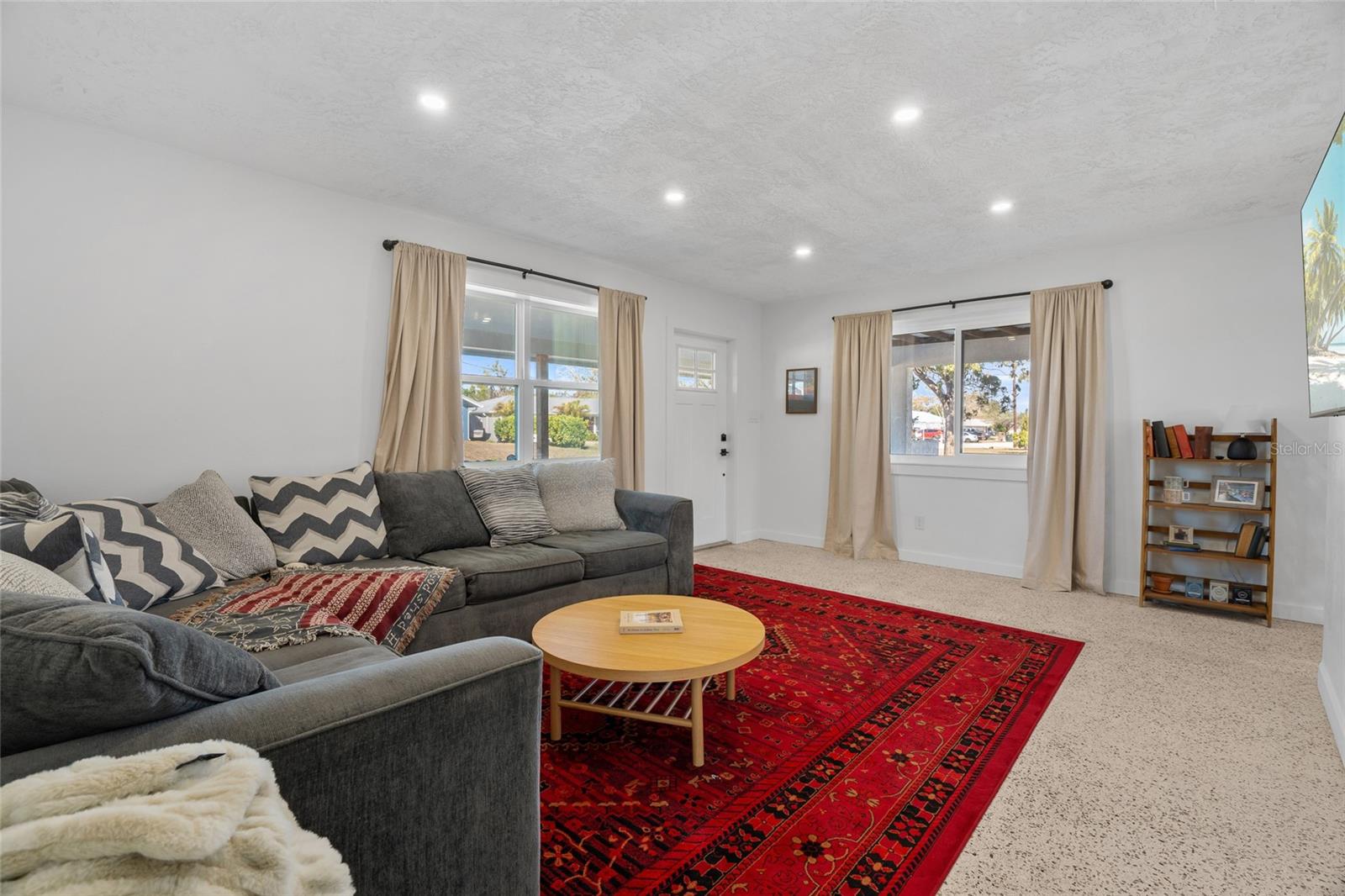 SARASOTA SPRINGS - Residential