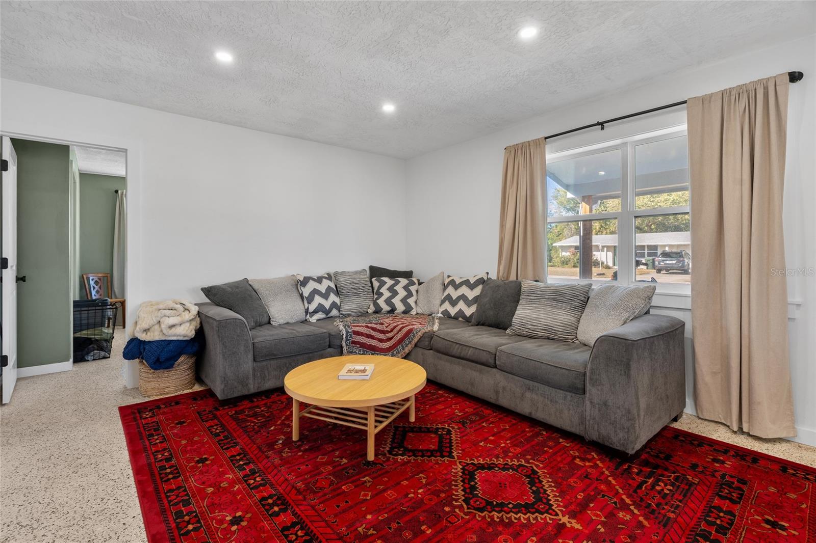 SARASOTA SPRINGS - Residential