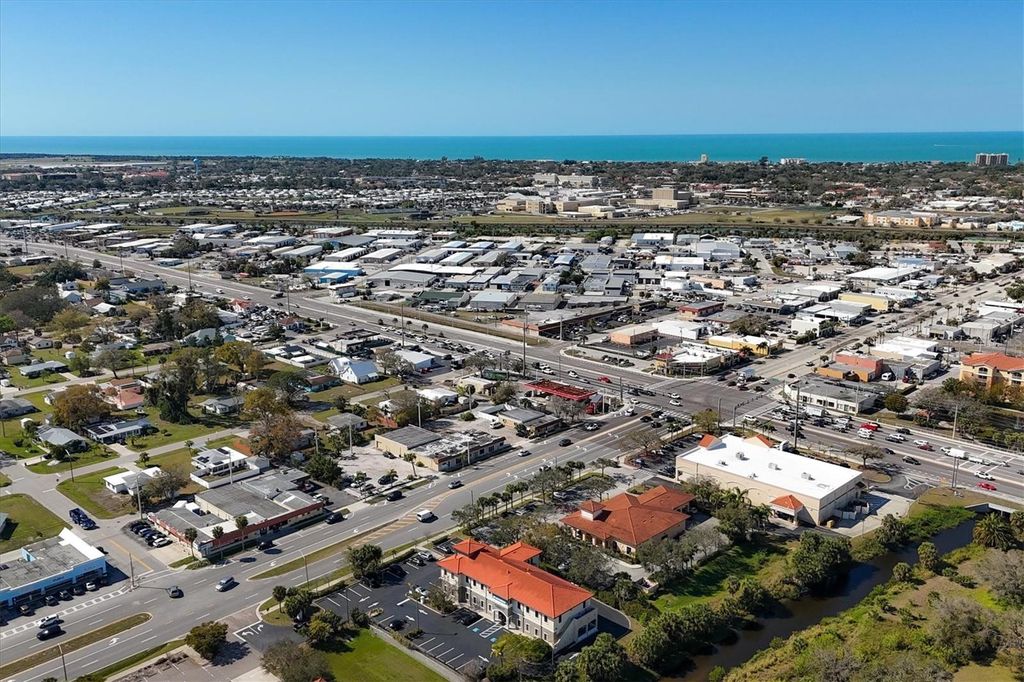 Photo of 744 E Venice Avenue, Venice, FL 34285 (MLS # N6131232)