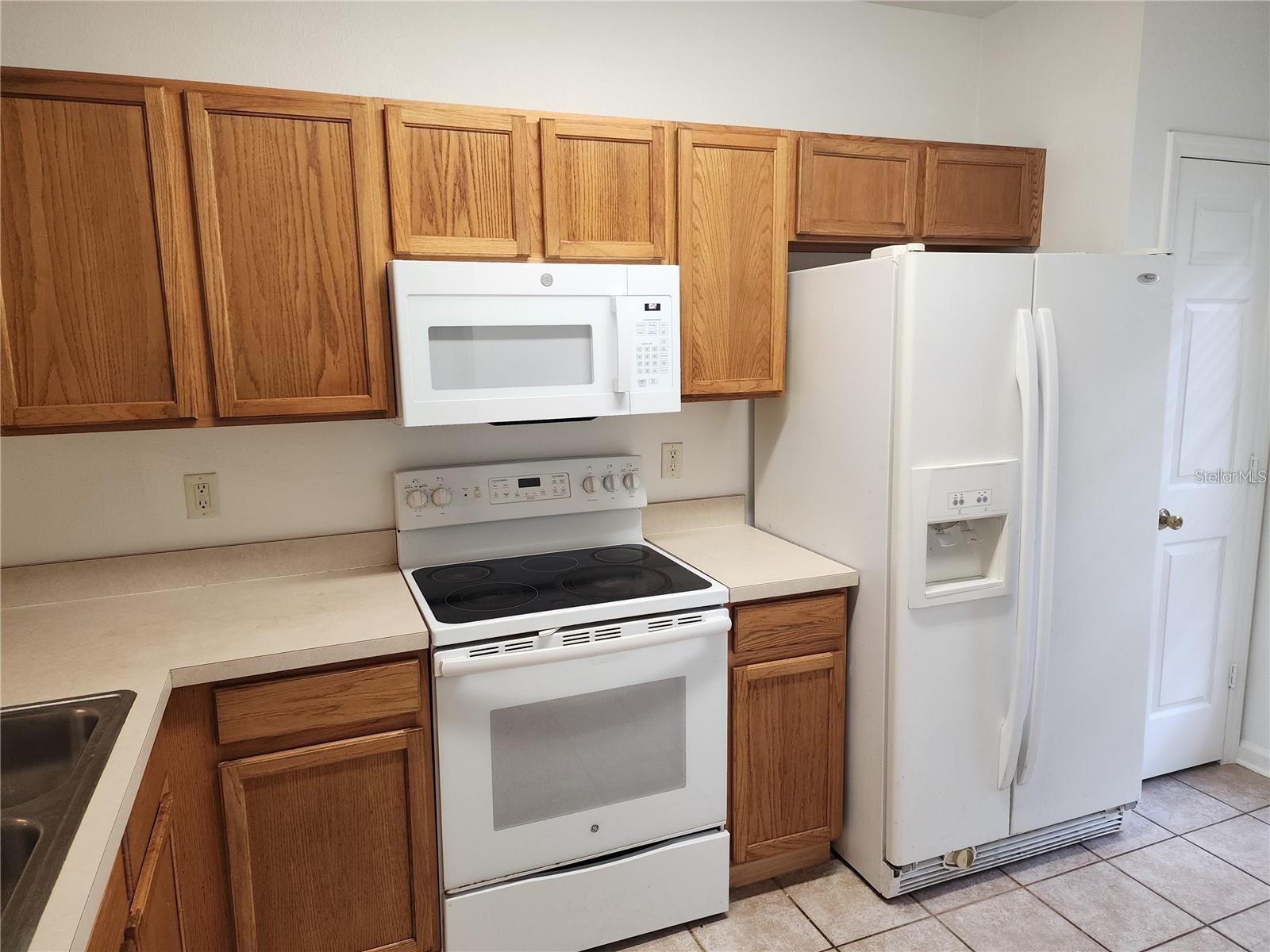 CHASE TWNHMS - Residential Lease