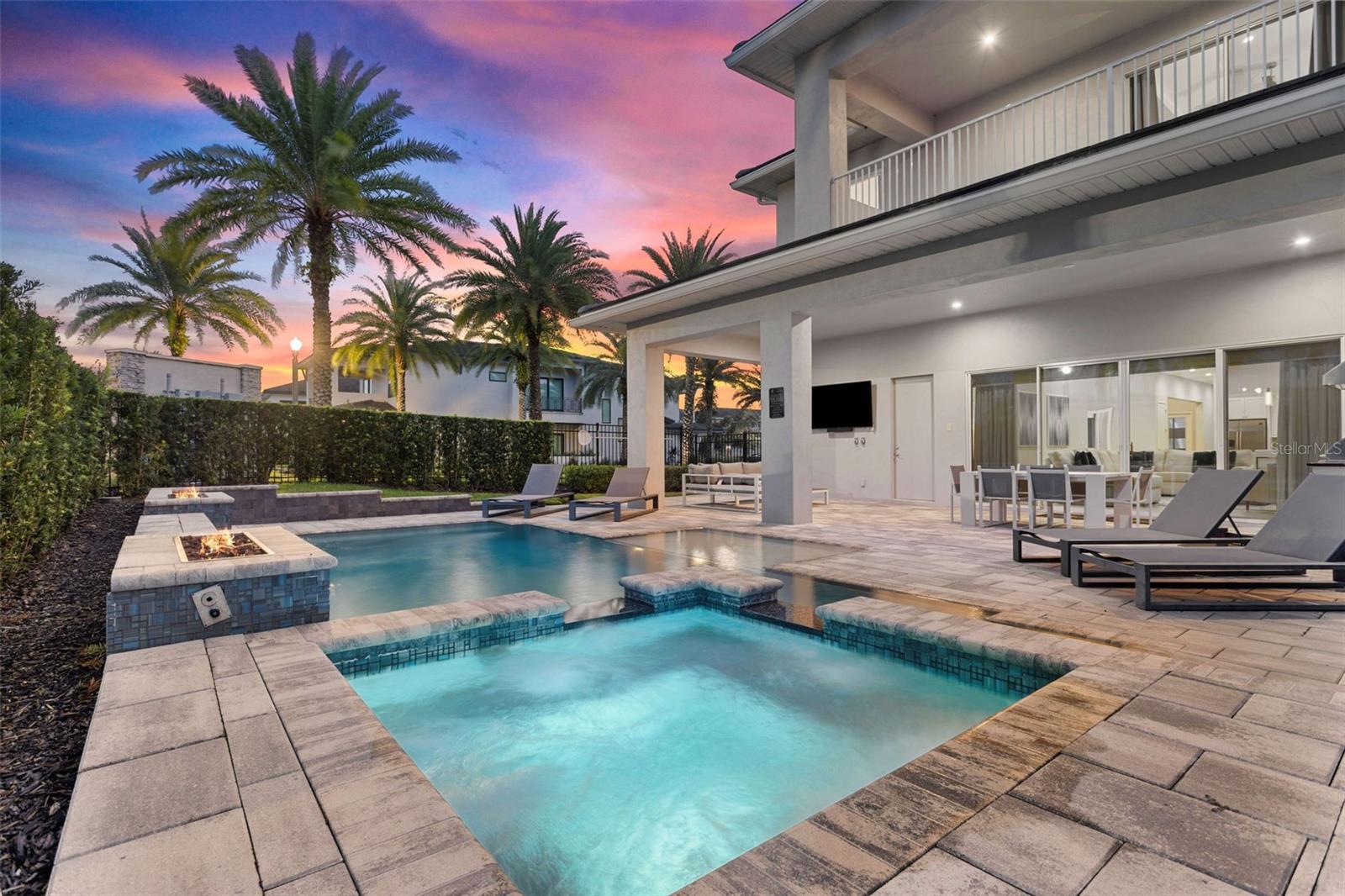 REUNION WEST FAIRWAYS 17 & 18 REP - Residential