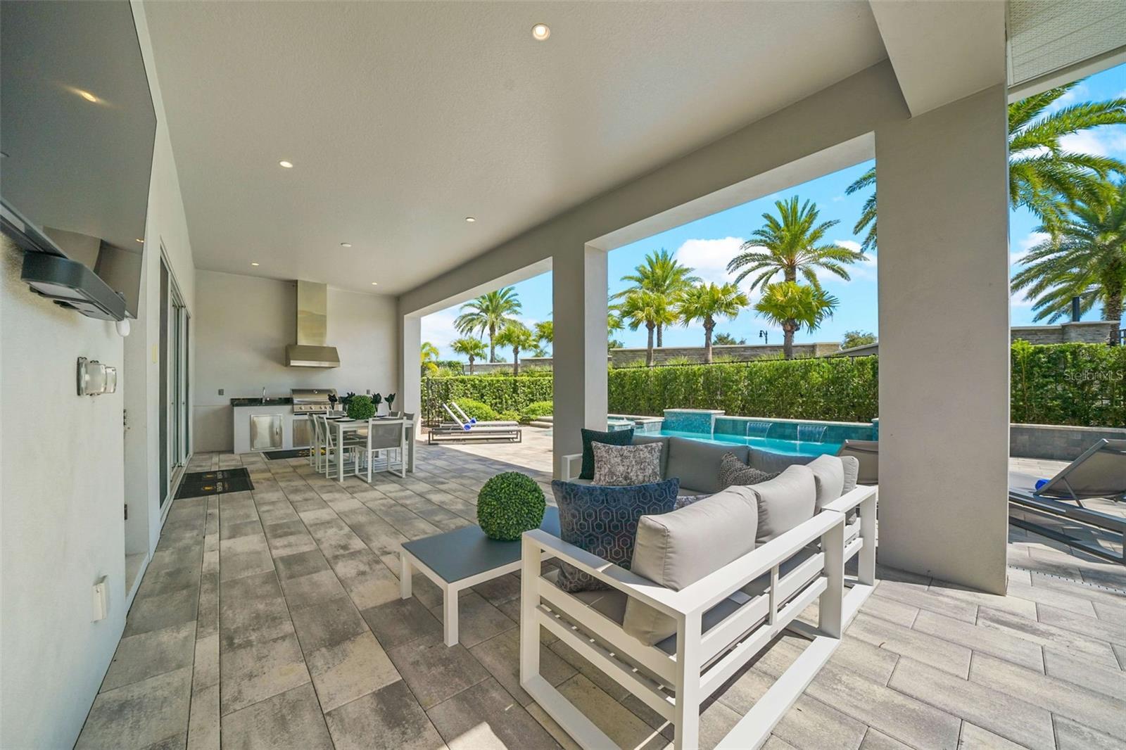 REUNION WEST FAIRWAYS 17 & 18 REP - Residential