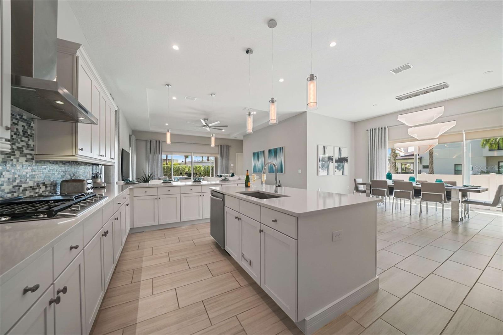 REUNION WEST FAIRWAYS 17 & 18 REP - Residential