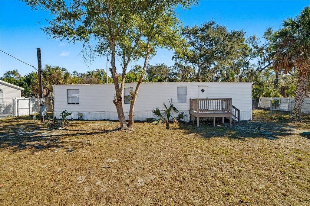 Photo of 10914 Country Haven Drive, Gibsonton, FL 33534 (MLS # TB8467477)