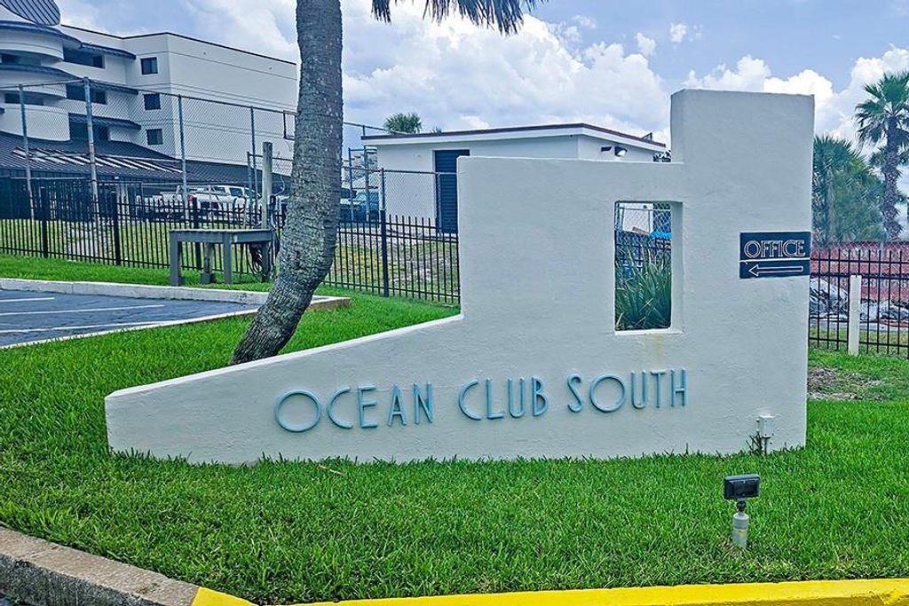 Photo of 4849 Saxon Drive #C102, New Smyrna Beach, FL 32169 (MLS # NS1087213)