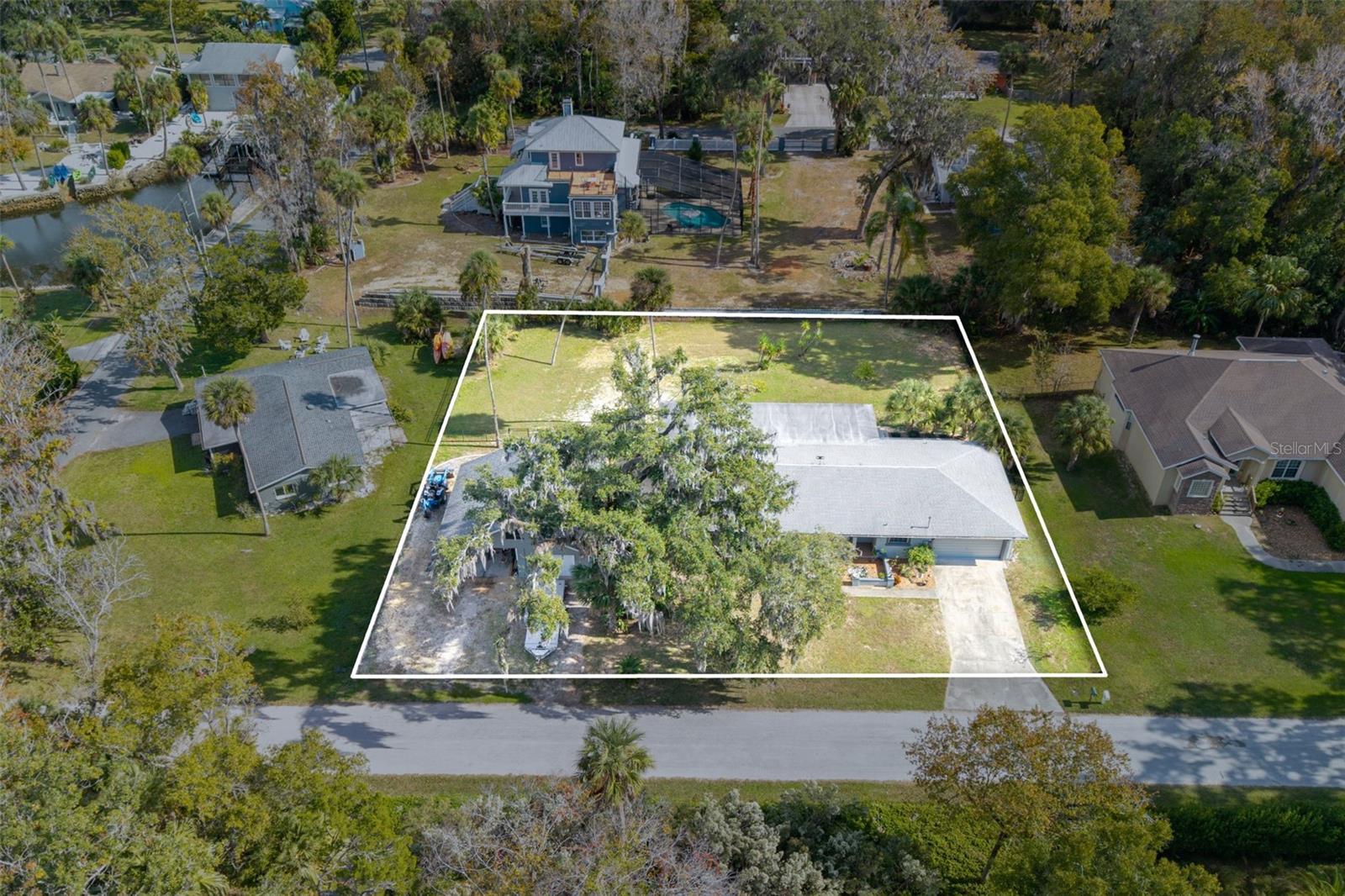 965 N APPALACHIAN TERRACE