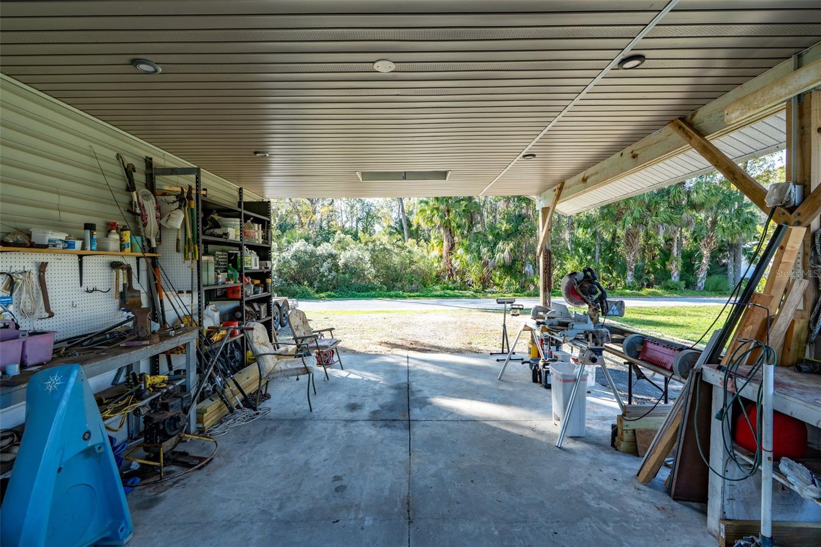 KELLYS UNREC SUB 33-18-17-4B00 - Residential