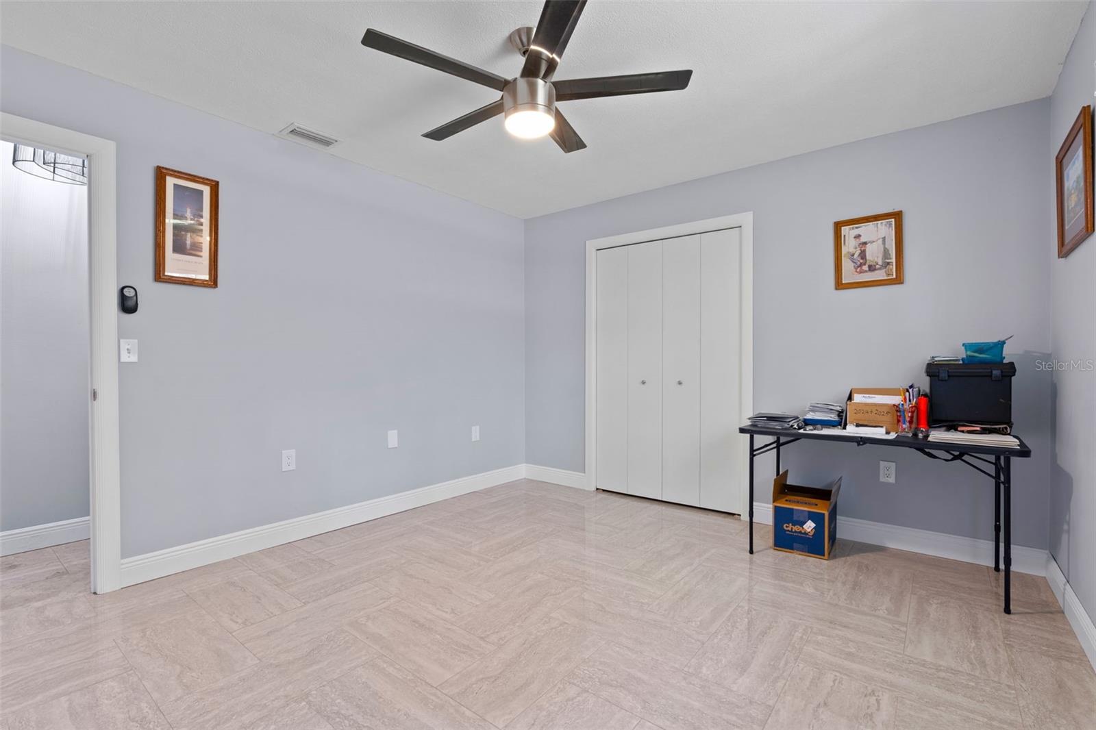 KELLYS UNREC SUB 33-18-17-4B00 - Residential