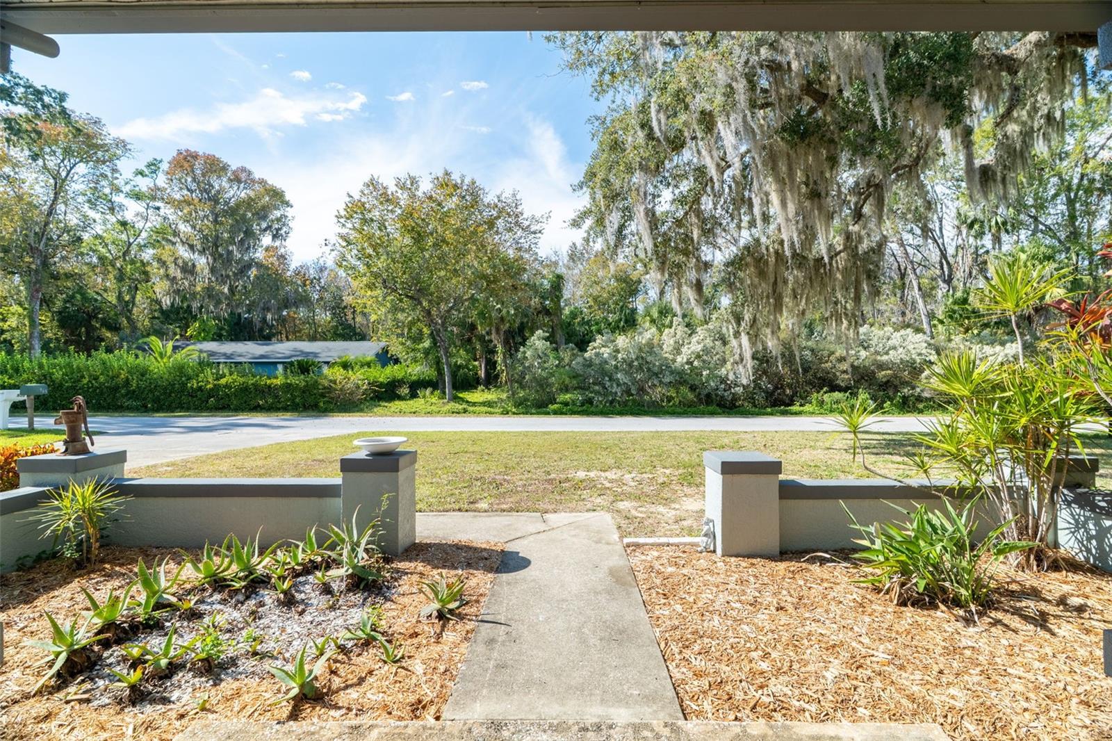 KELLYS UNREC SUB 33-18-17-4B00 - Residential