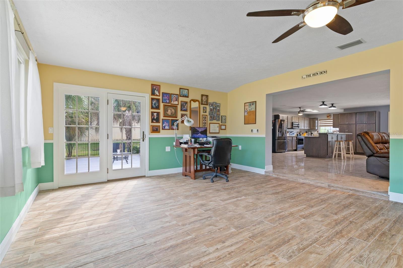 KELLYS UNREC SUB 33-18-17-4B00 - Residential