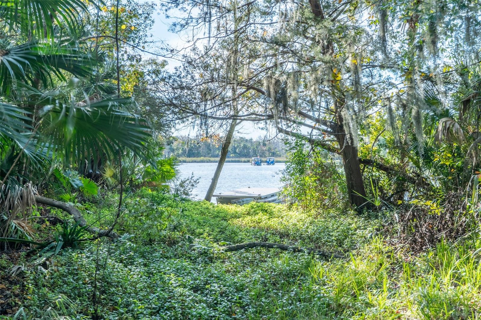 KELLYS UNREC SUB 33-18-17-4B00 - Residential