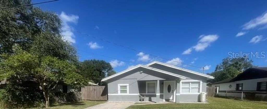 Photo of 7712 Deleuil Avenue, Tampa, FL 33610 (MLS # TB8439625)