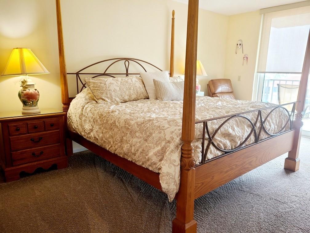 CASA DEL MAR CONDO IV - Residential