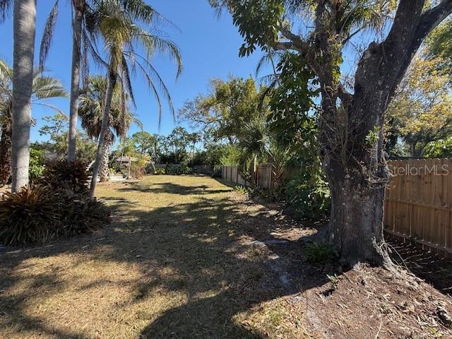 MARSHALL MANOR - Residential