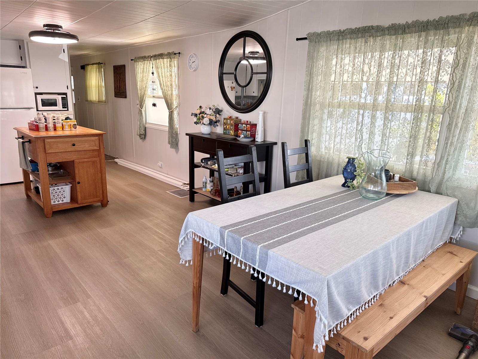 MOBEL AMERICANA MOBILE HOME PARK UNREC - Residential