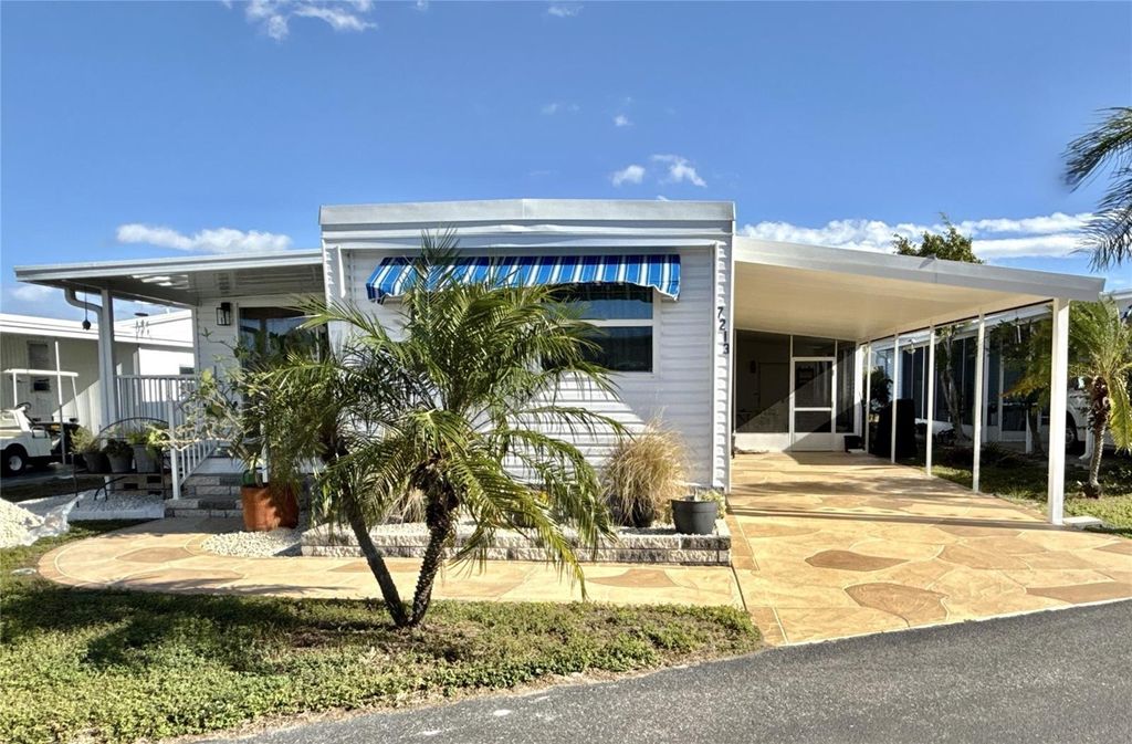 Photo of 7213 Mount Essex Drive NE #514, St Petersburg, FL 33702 (MLS # TB8465802)