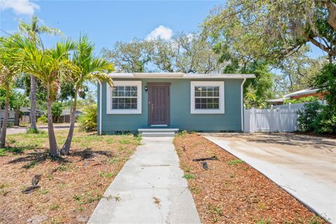 Photo of 1000 Magnolia Drive, Clearwater, FL 33756 (MLS # W7875565)