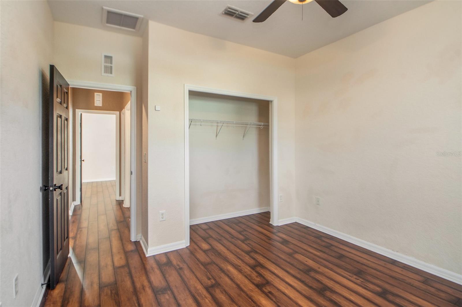 OXFORD MANOR - Residential