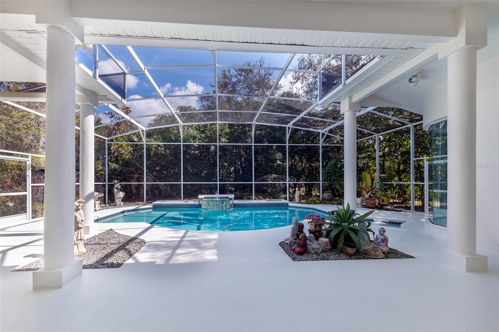 LAKE FOREST SEC TWO A - Residential