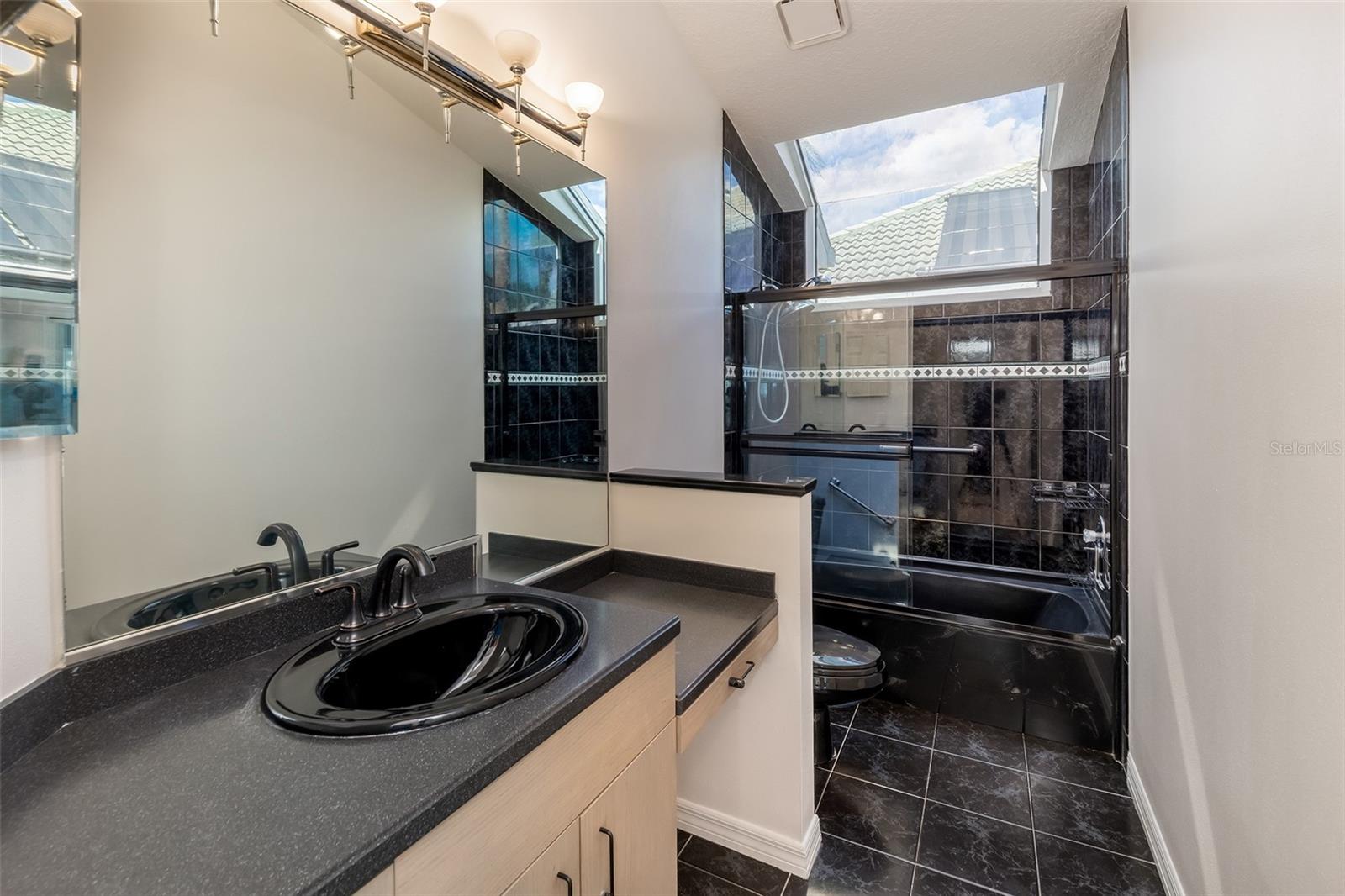 LAKE FOREST SEC TWO A - Residential