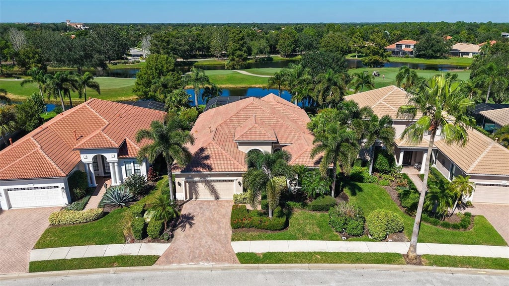 Photo of 13978 Siena Loop, Lakewood Ranch, FL 34202 (MLS # A4705315)