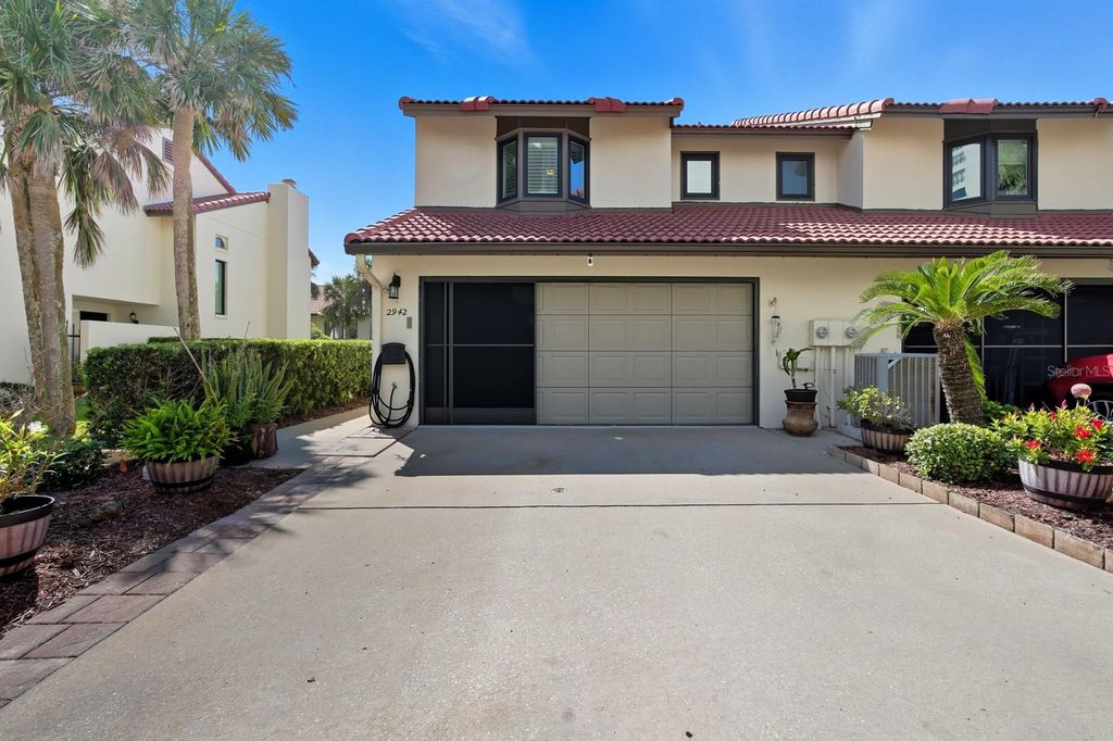 Photo of 2942 Sea Oats Circle, Daytona Beach, FL 32118 (MLS # V4945298)