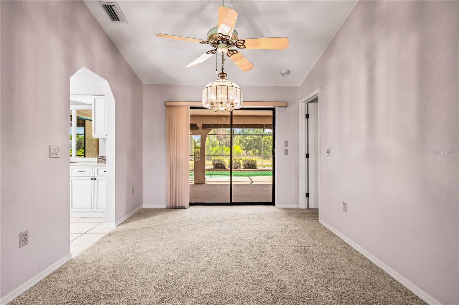 MEADOW RUN AT JACARANDA - Residential