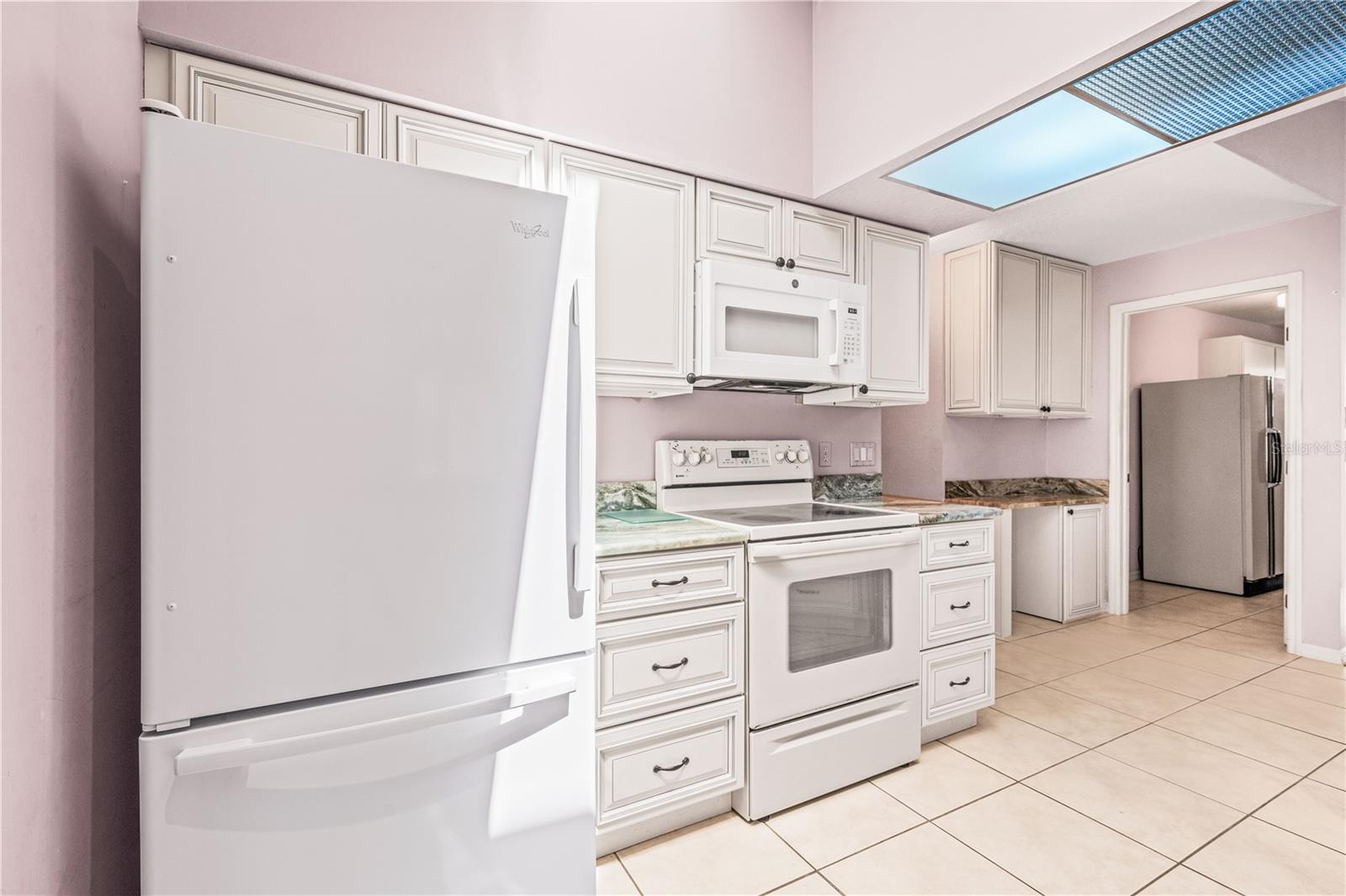 MEADOW RUN AT JACARANDA - Residential