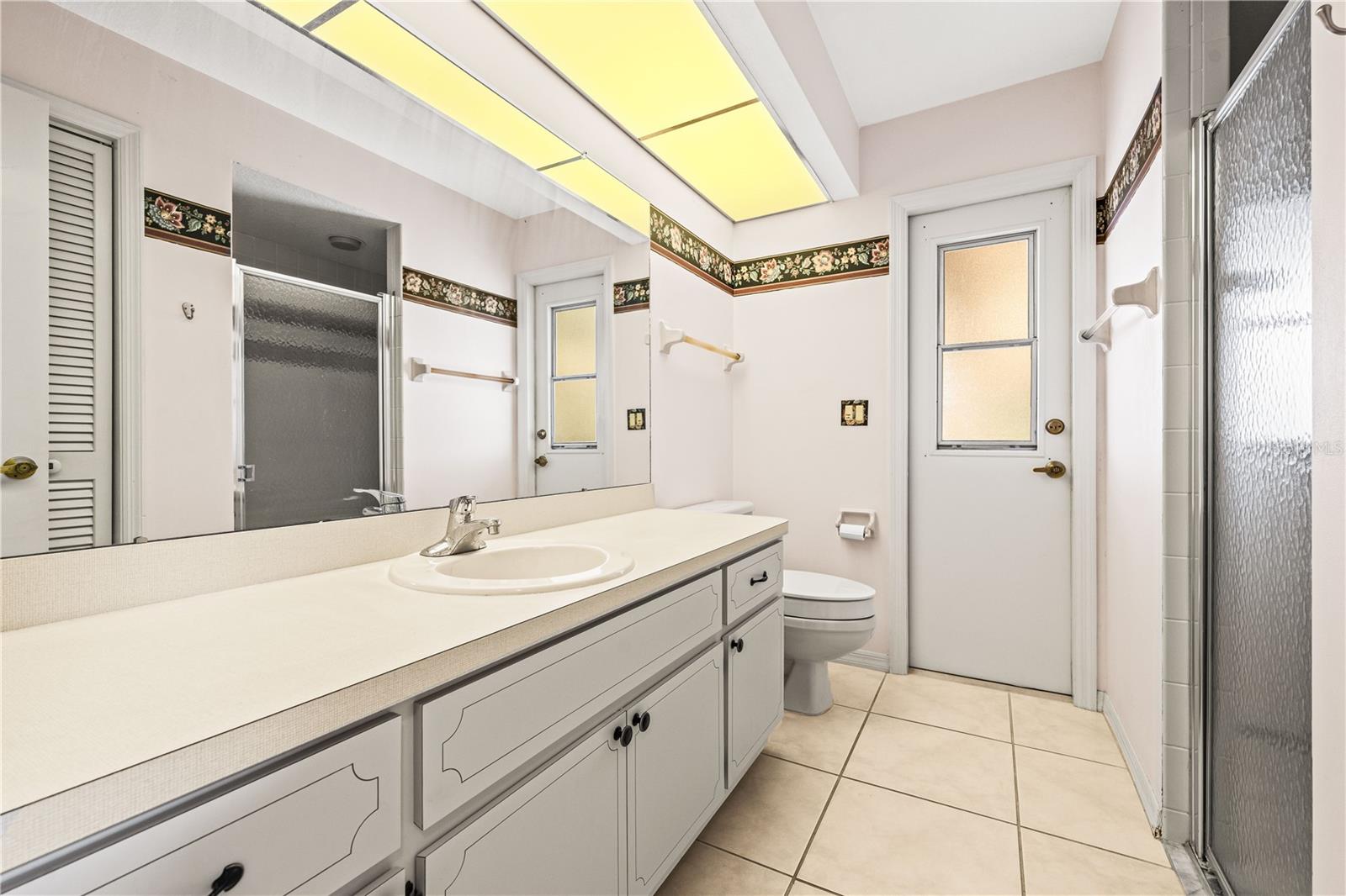 MEADOW RUN AT JACARANDA - Residential