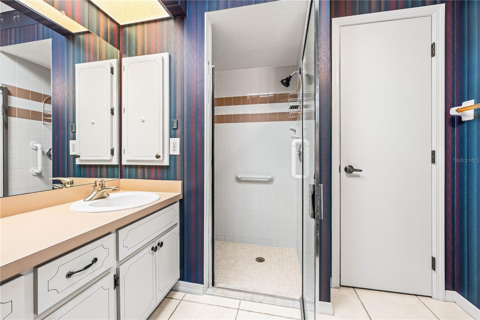 MEADOW RUN AT JACARANDA - Residential