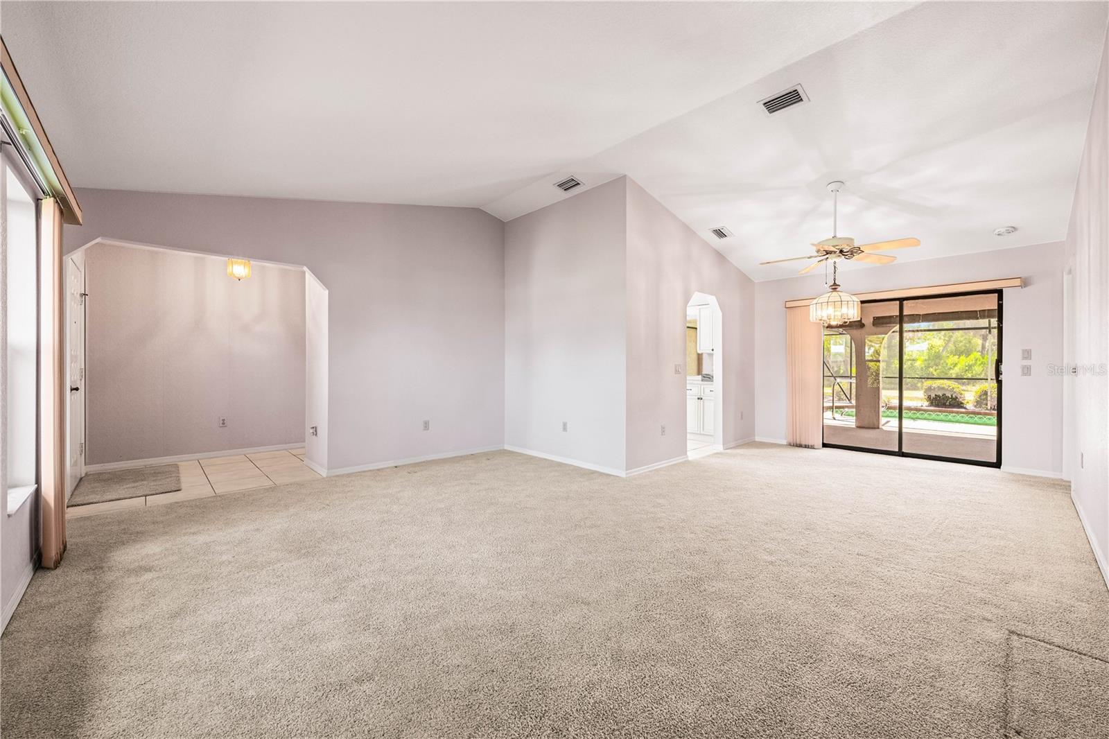 MEADOW RUN AT JACARANDA - Residential