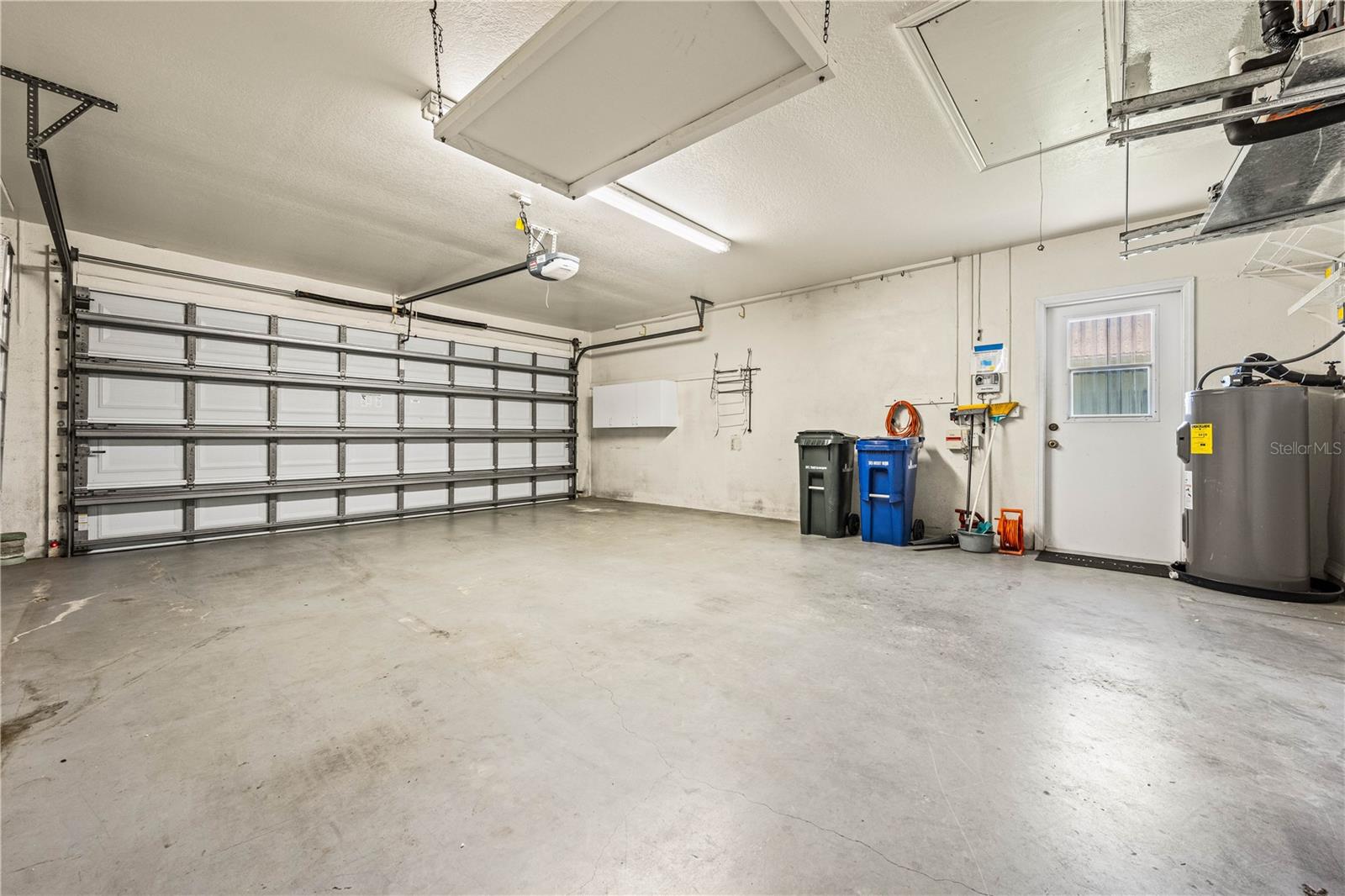 MEADOW RUN AT JACARANDA - Residential