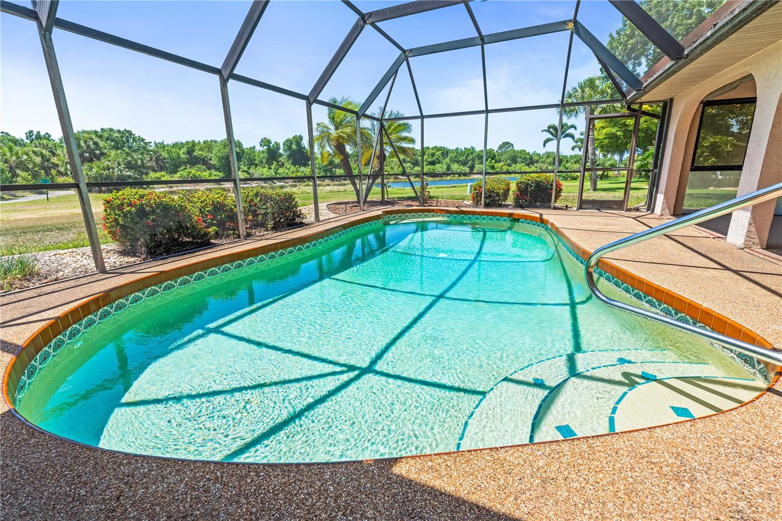 MEADOW RUN AT JACARANDA - Residential