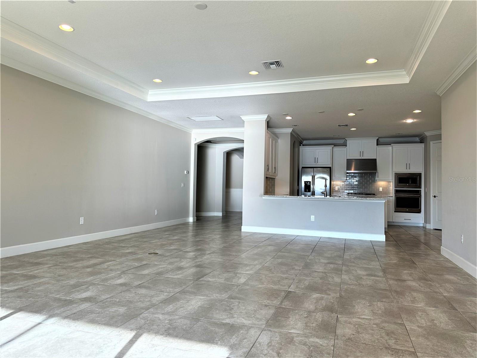 ARBOR LAKES ON PALMER RANCH - Residential Lease