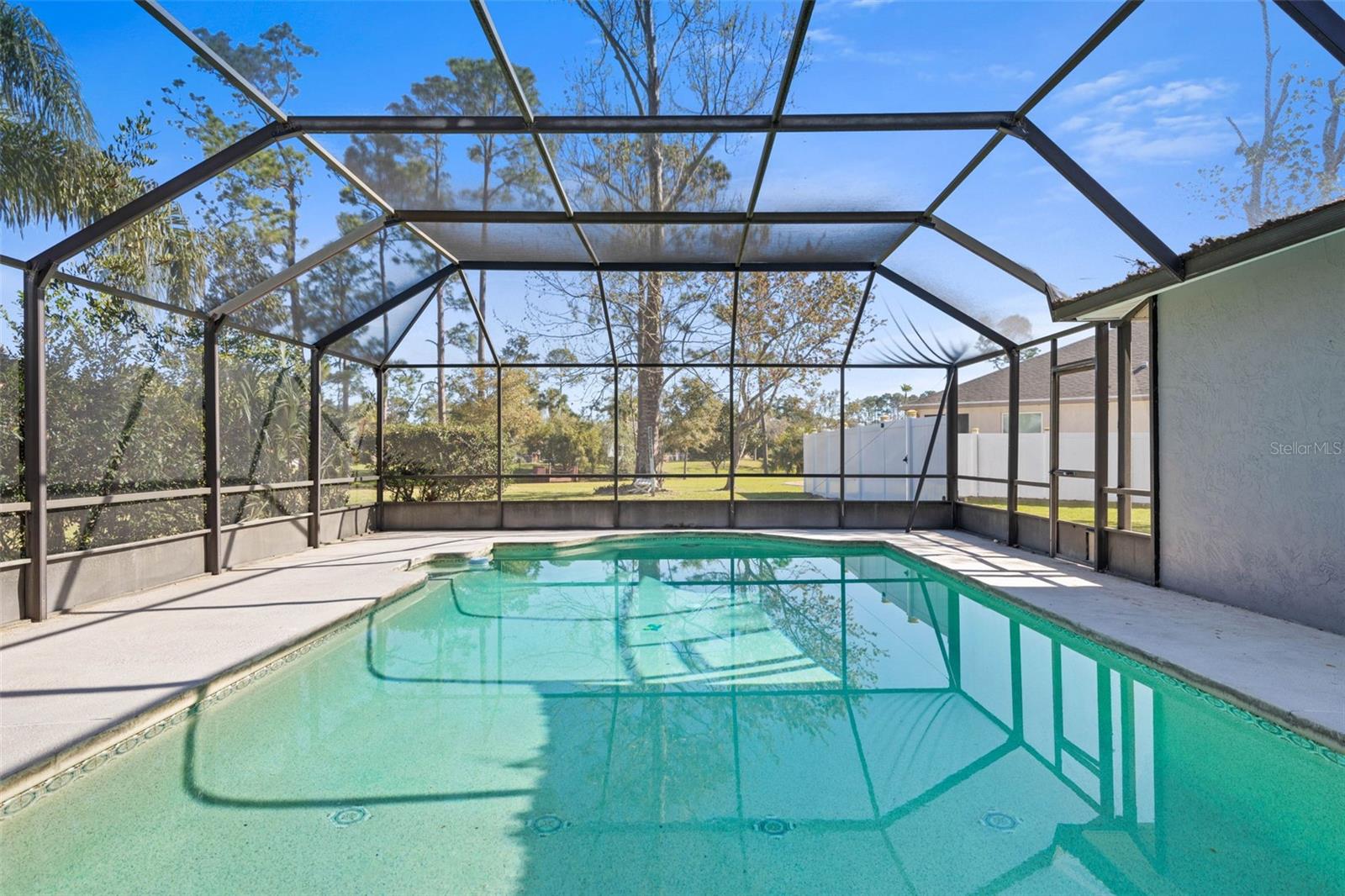 2 BANTON PLACE