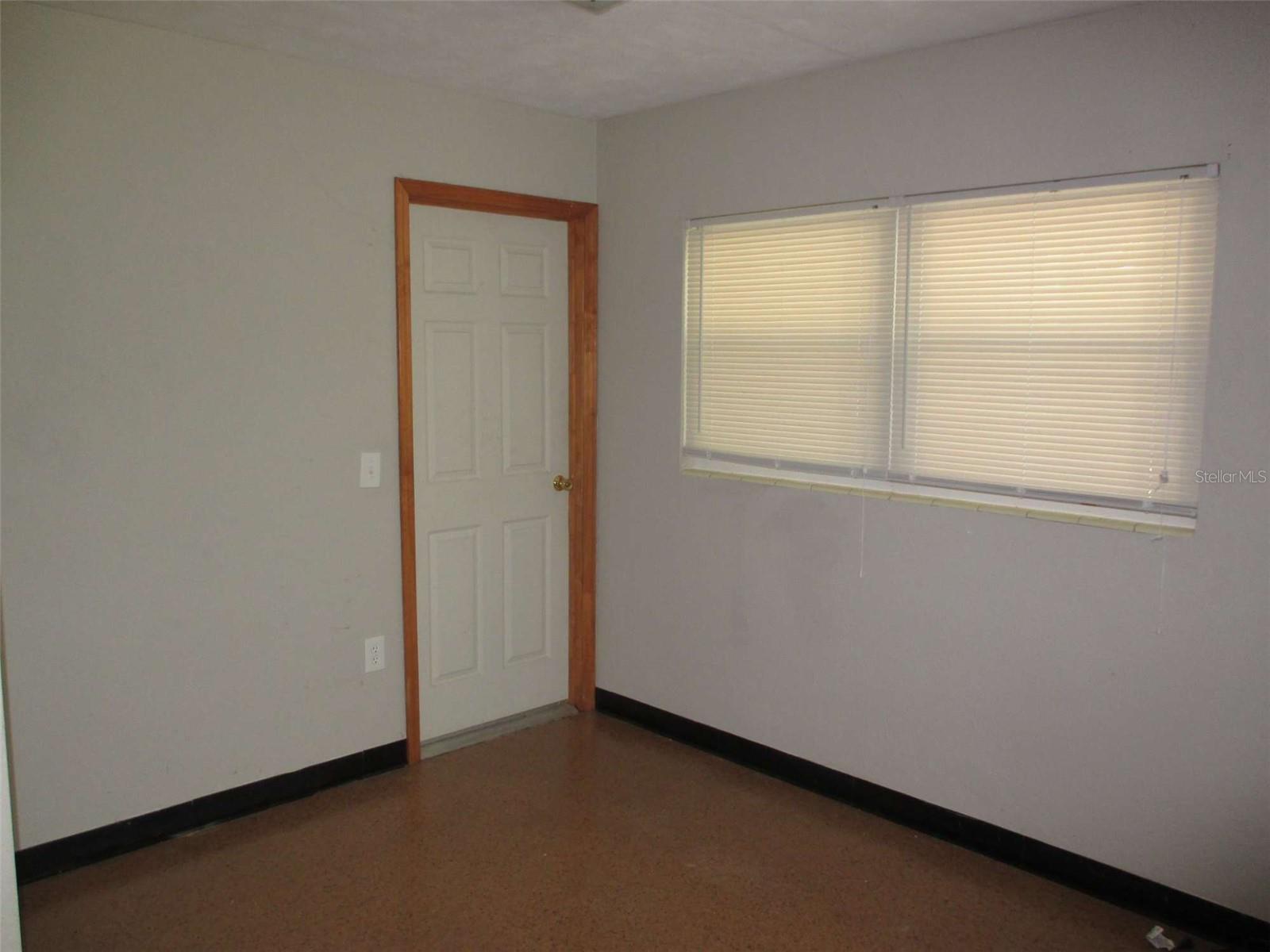 WOODLAND ESTATES - Residential Lease