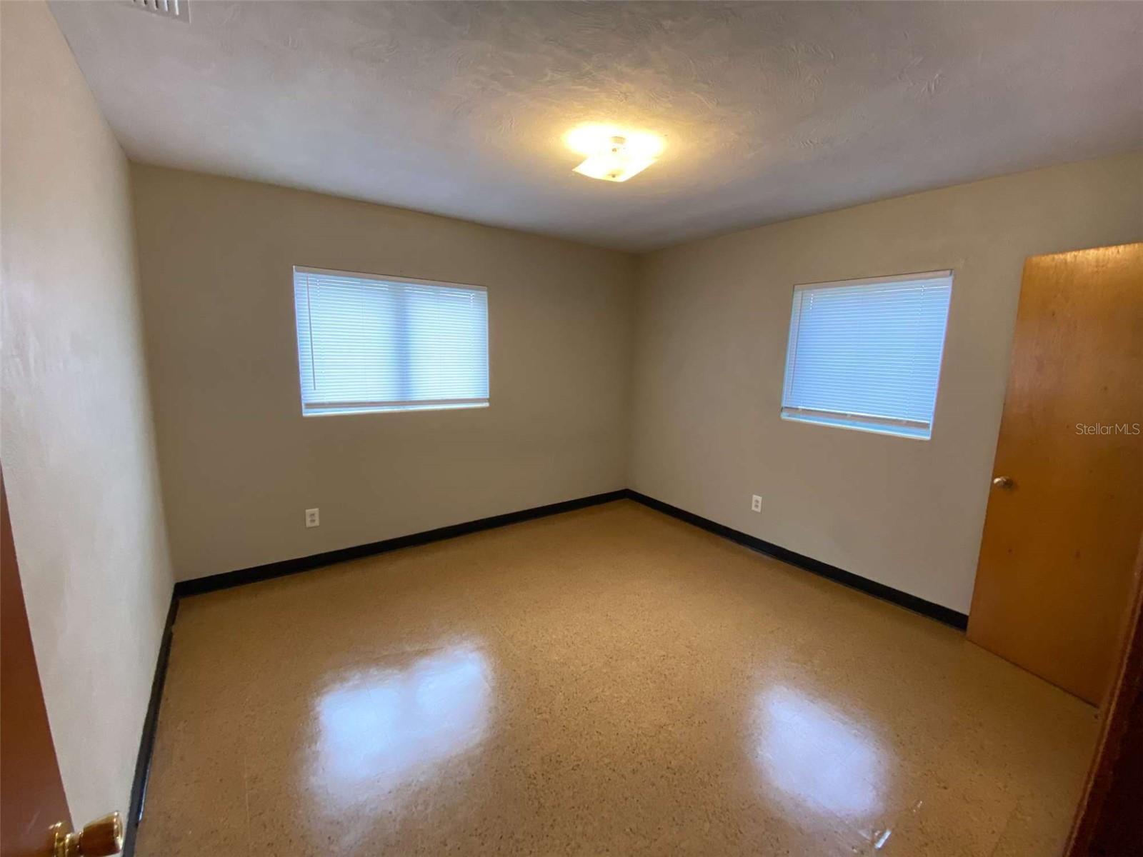 WOODLAND ESTATES - Residential Lease