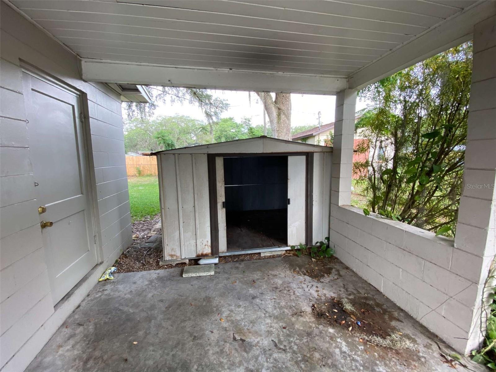 WOODLAND ESTATES - Residential Lease
