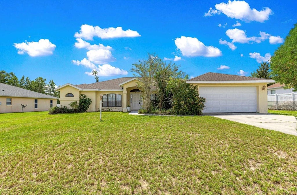 Photo of 4840 SW 107th Lane, Ocala, FL 34476 (MLS # OM730929)