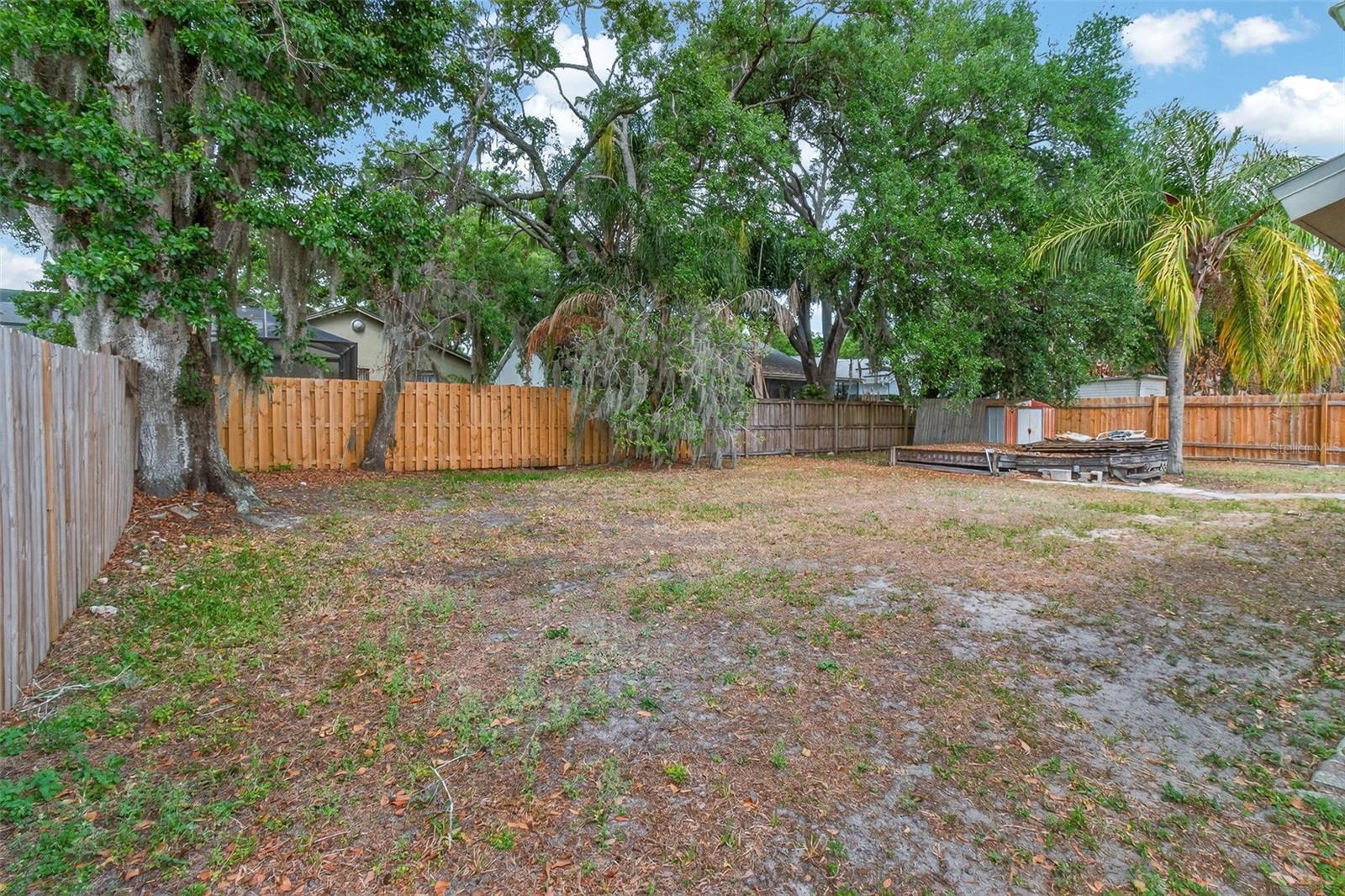 A REP OF LAS BRISAS & LAS - Residential