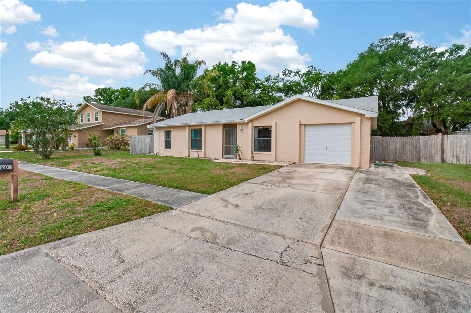 A REP OF LAS BRISAS & LAS - Residential